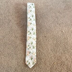 Floral Patterned Tie